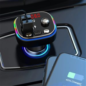 8 iCar Tunisie <ul> <li>Bluetooth V5.0 for fast wireless connectivity</li> <li>Dual-display digital tube for clear info</li> <li>USB 3.1A fast charging with PD support</li> <li>Voice assistant for hands-free control</li> <li>Ambient light for a pleasant atmosphere</li> </ul>