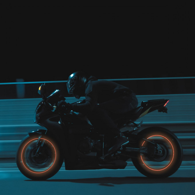 Bande Fluorescent pour les Jantes (7mmx7mt)