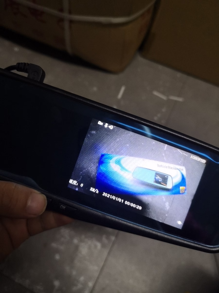 Rétroviseur de voiture et enregistreur de conduite avant et arrière