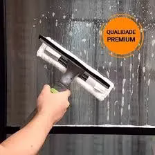 Raclette de nettoyage pour vitres 3 en 1 avec pulvérisateur 250 ml